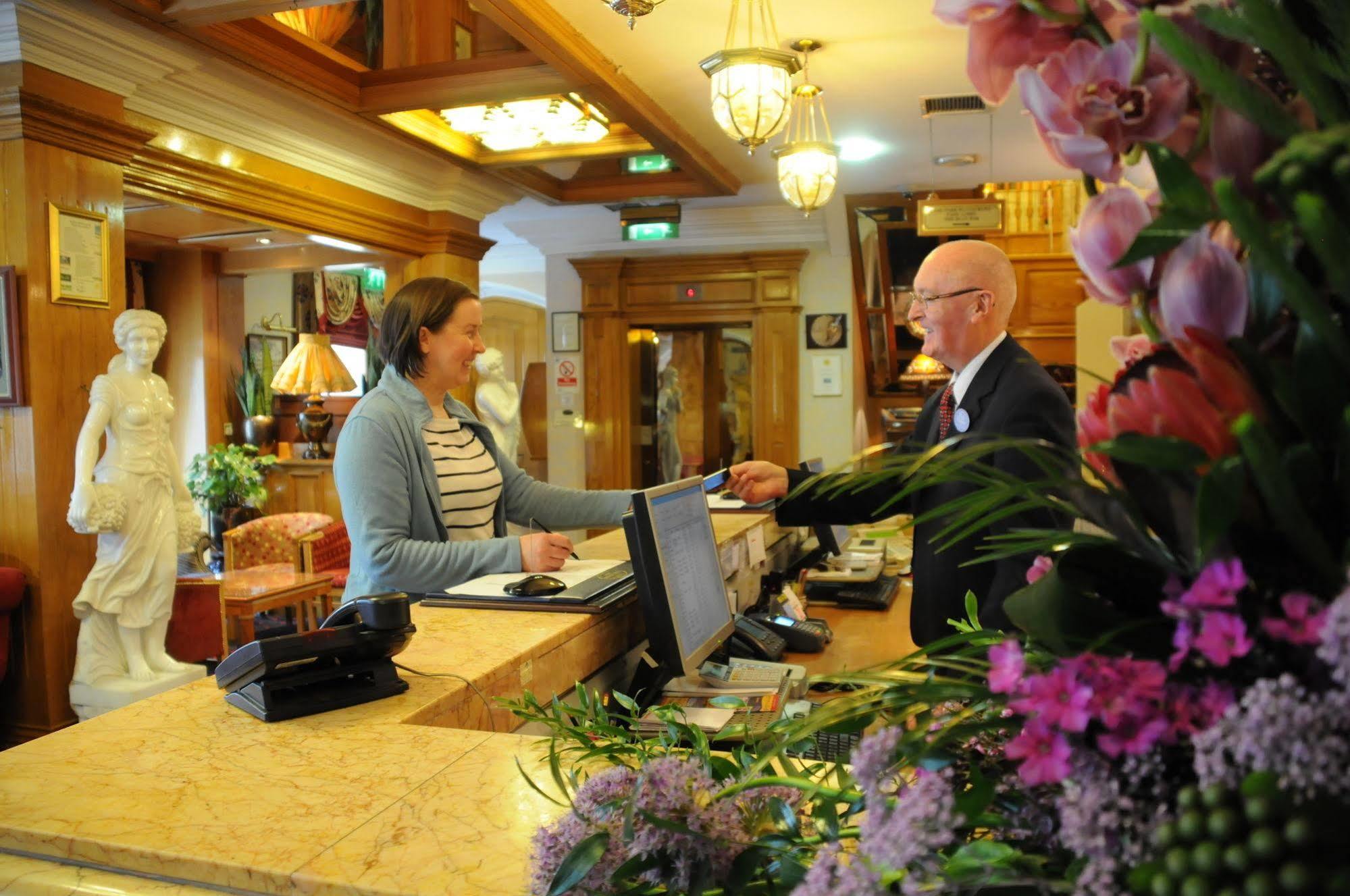 Park House Hotel Galway Bagian luar foto
